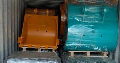 Custombers export a container for excavator parts